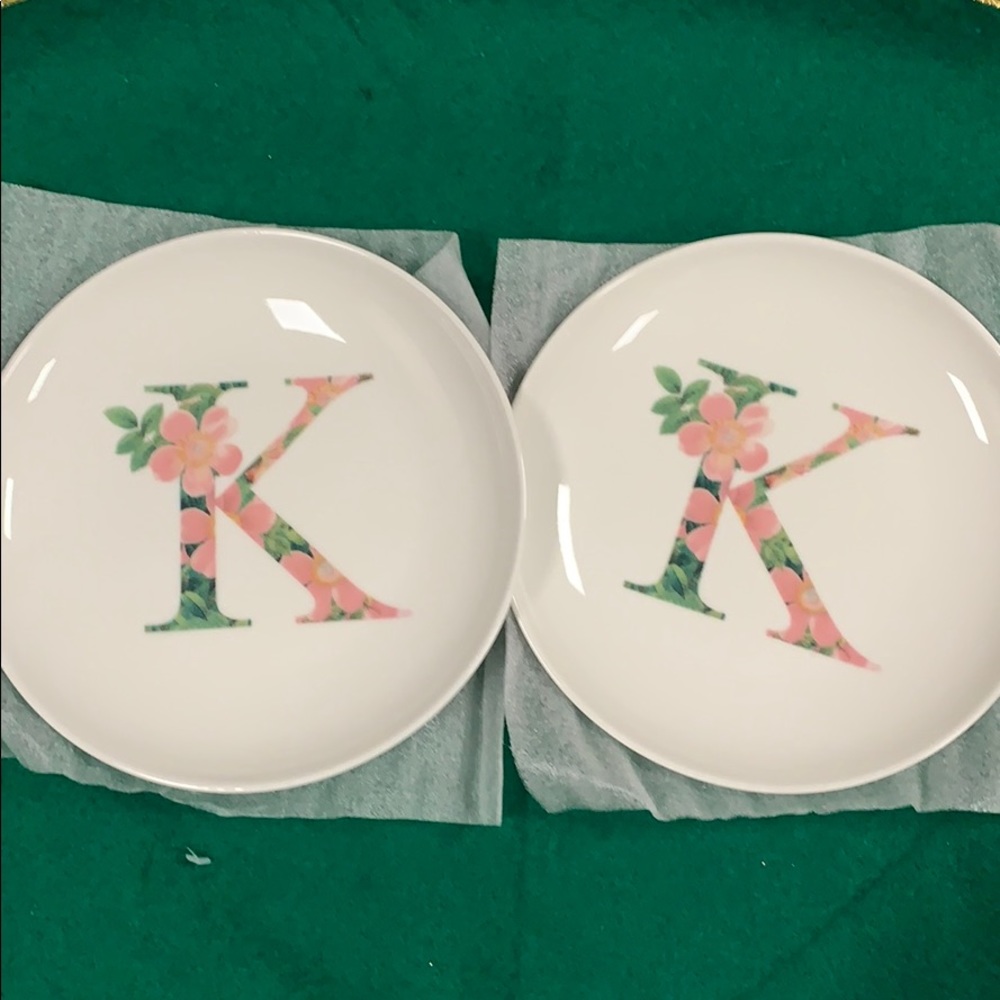 “K” dessert plate